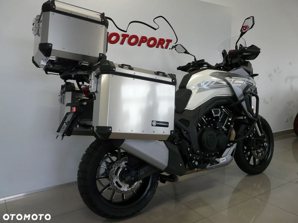 Morbidelli T1002V - 3