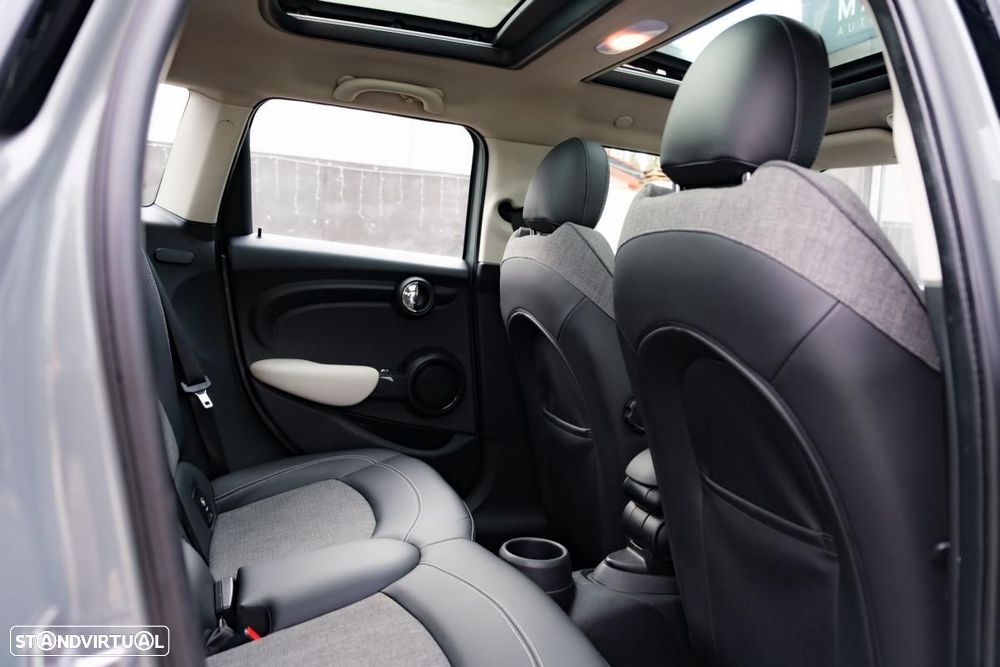 MINI 5 Portas Cooper Aut. Yours - 18