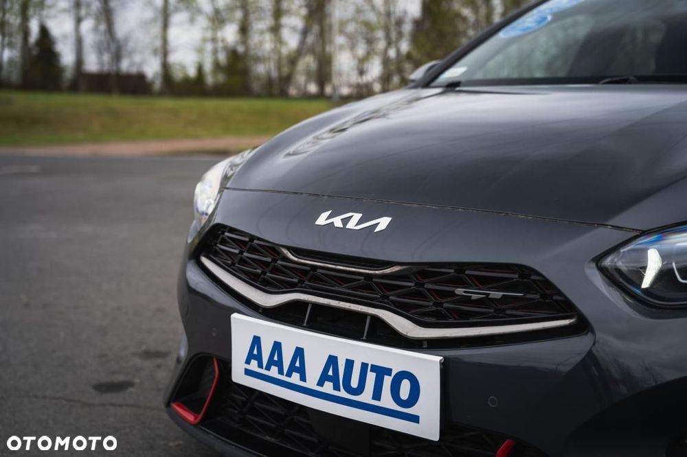 Kia ProCeed - 9