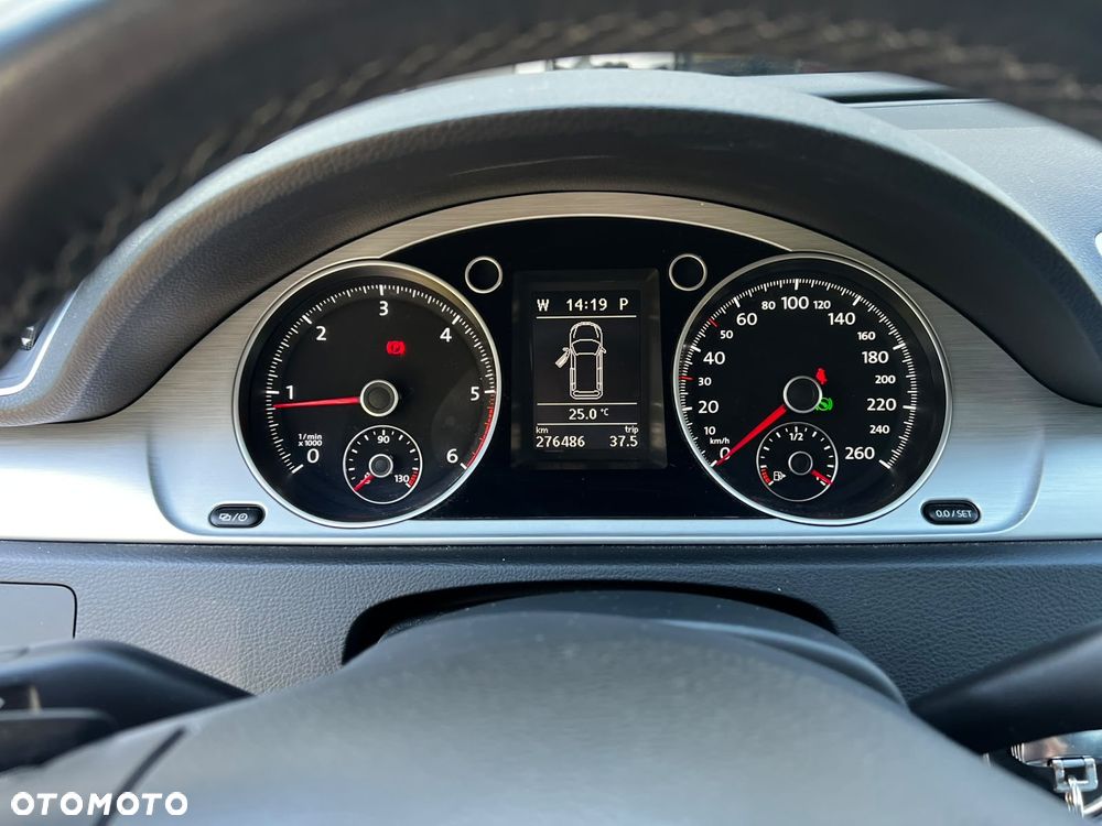 Volkswagen Passat 2.0 TDI 4Mot Highline DSG - 5
