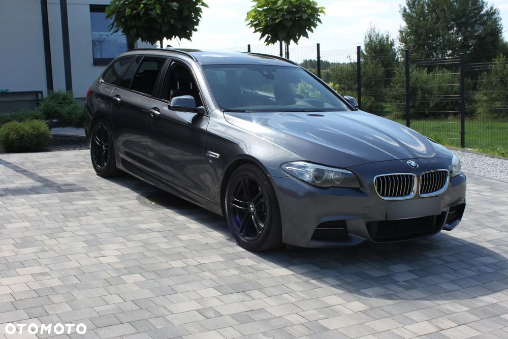 BMW Seria 5 525d xDrive Sport-Aut - 1
