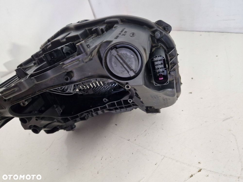 lampa prawy przód prawa przednia porsche taycan 9j1 eu - 13