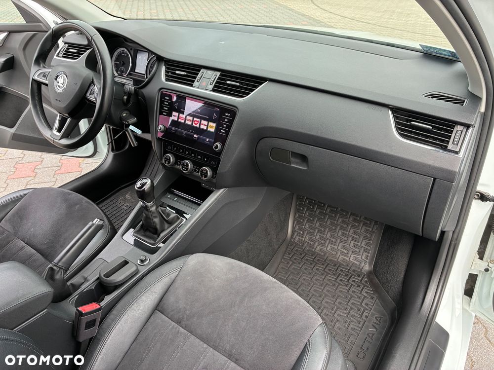 Skoda Octavia 1.6 TDI Business - 12