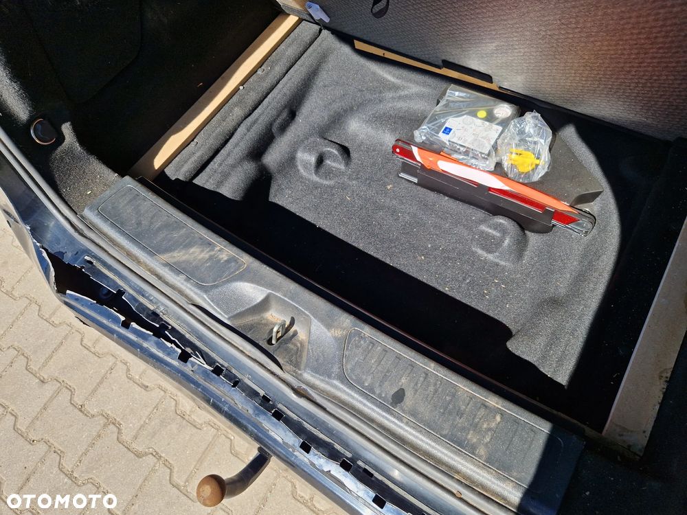 Mercedes-Benz Klasa B 200 d 7G-DCT Edition - 18