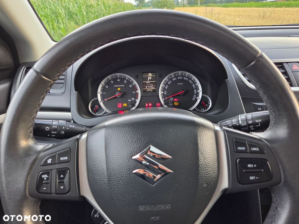 Suzuki Swift - 25