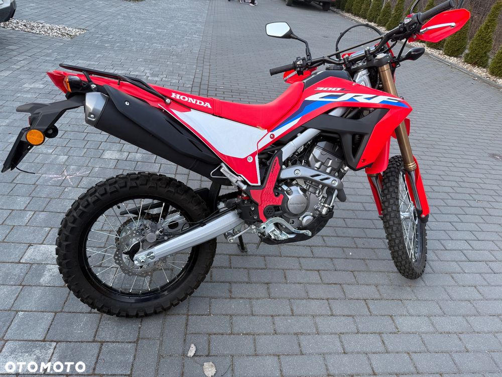 Honda CRF - 8