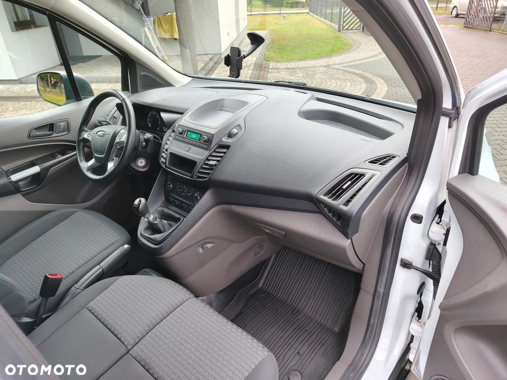 Ford Transit Connect - 9