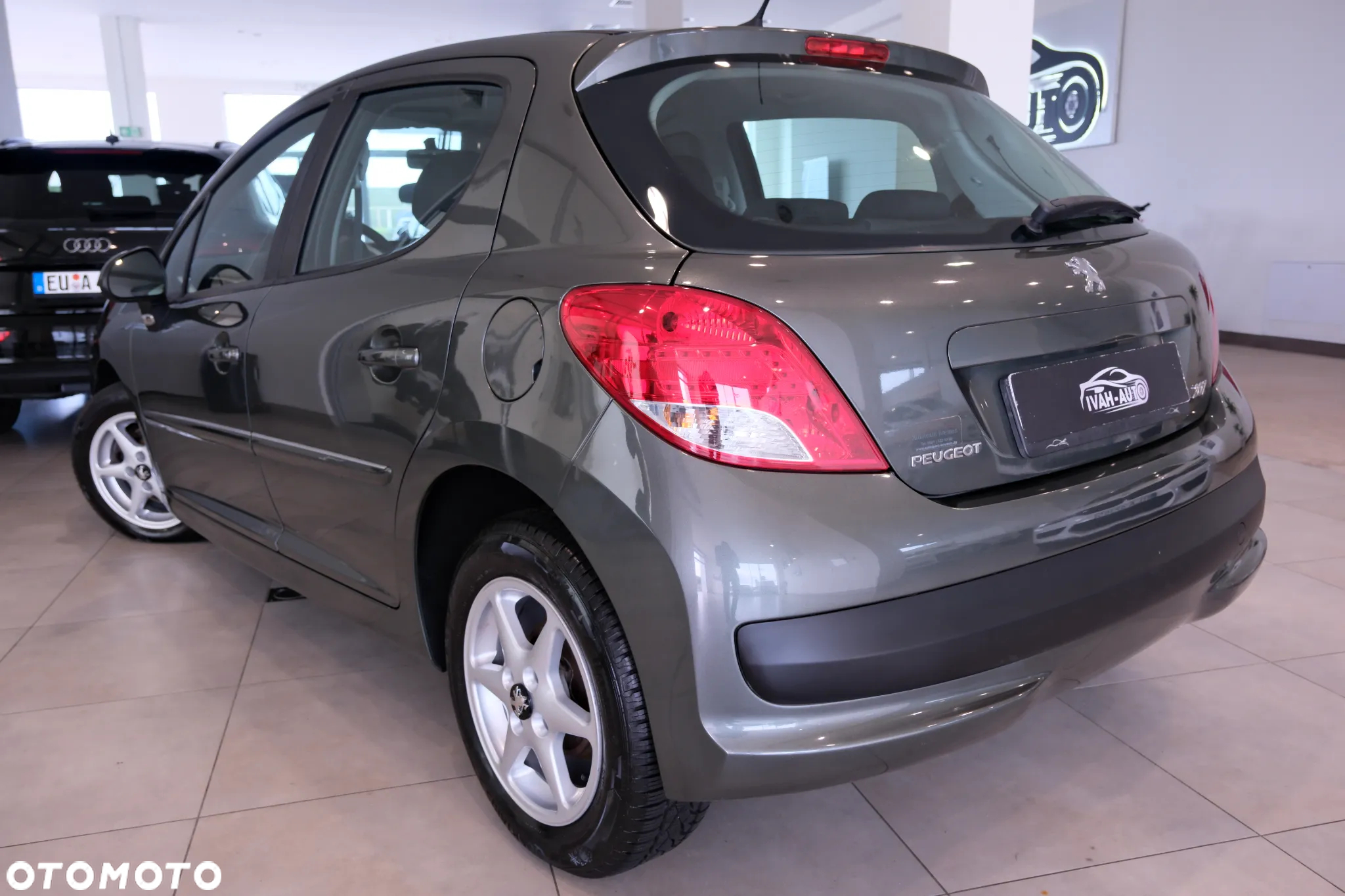 Peugeot 207 1.4 Trendy - 16