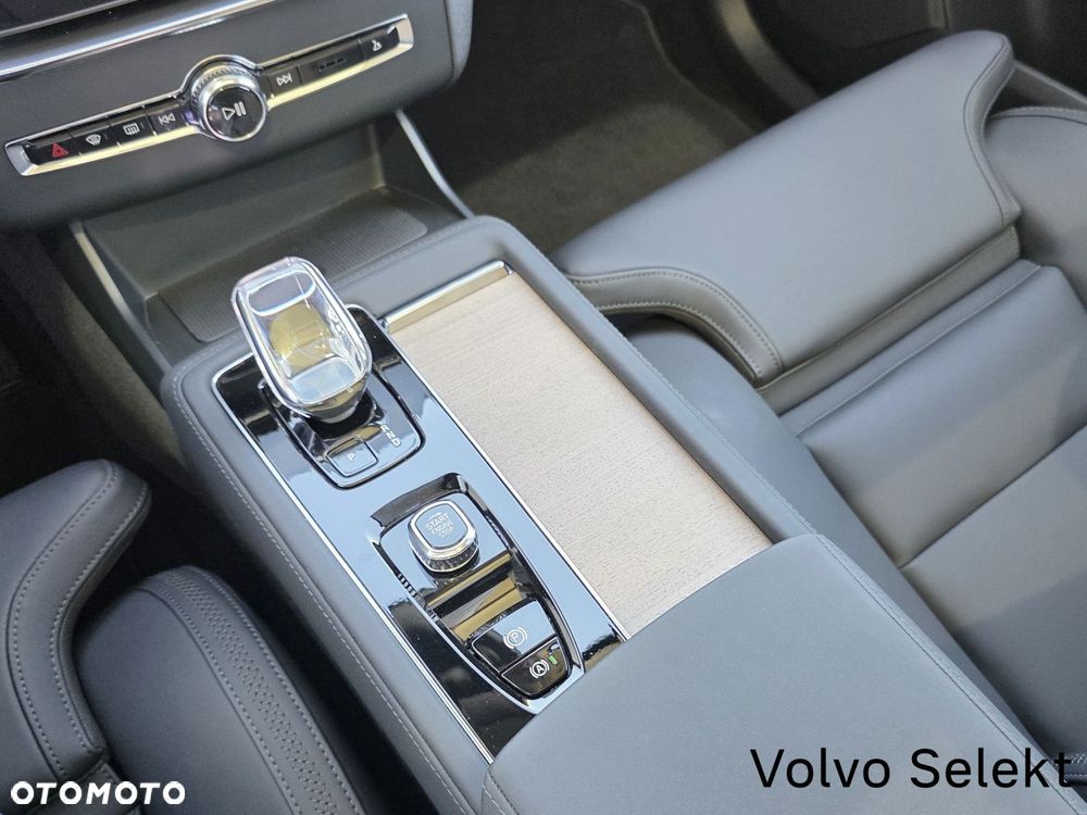Volvo XC 90 - 34