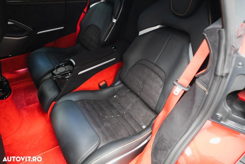 Ferrari Purosangue - 33