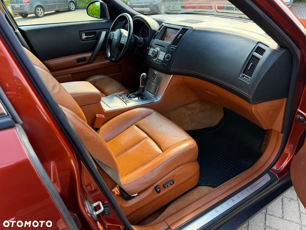 Infiniti FX - 6