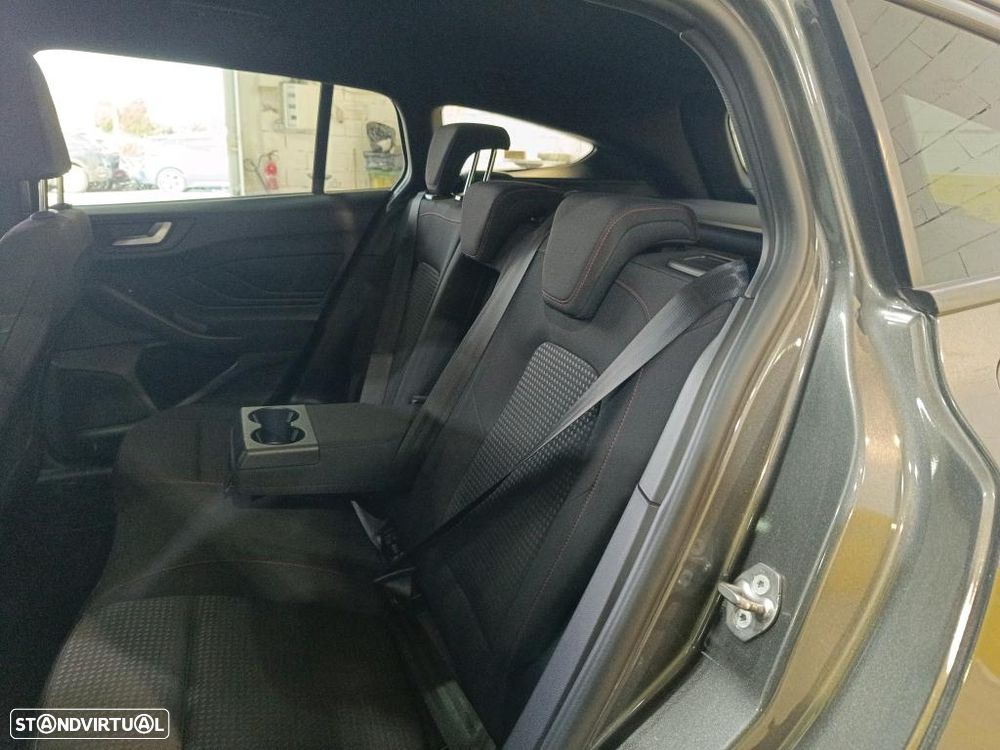 Ford Focus SW 1.0 EcoBoost MHEV ST-Line - 8
