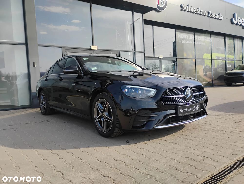 Mercedes-Benz Klasa E 220 d 4-Matic AMG - 3