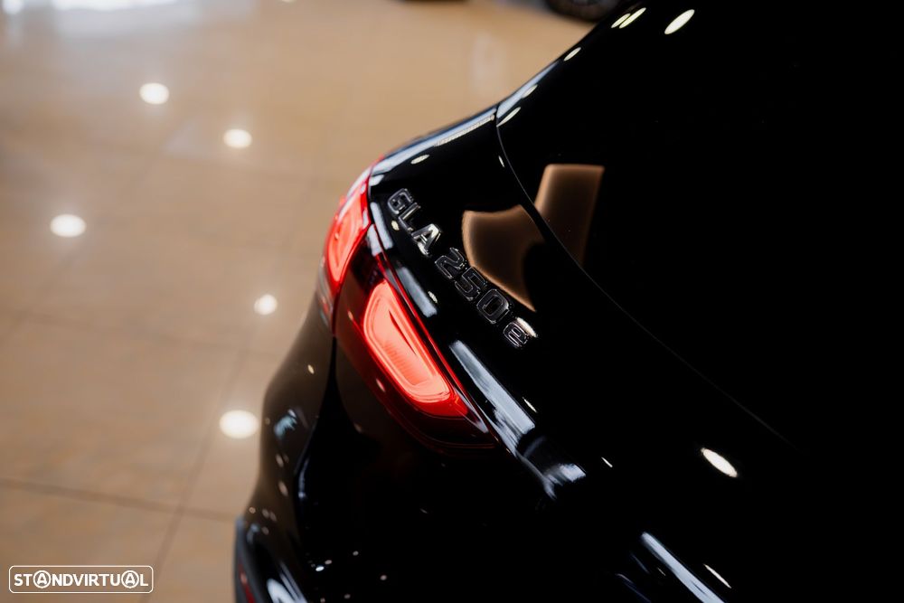 Mercedes-Benz GLA 250 e Progressive - 39