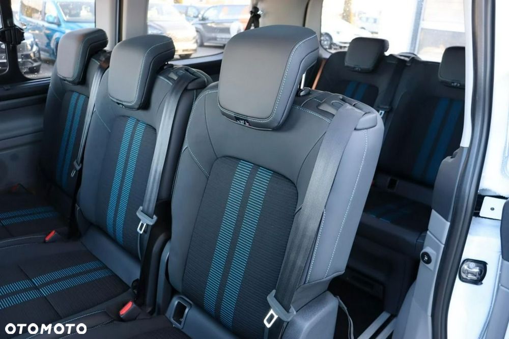 Ford Tourneo Custom - 7