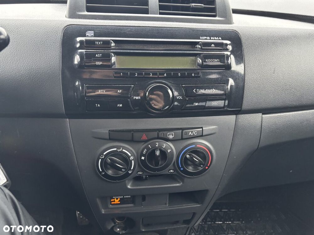 Daihatsu Materia - 12