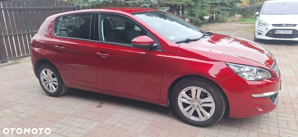 Peugeot 308 1.2 PureTech Allure S&S - 16