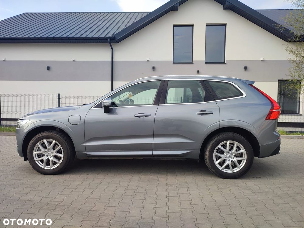 Volvo XC 60 T8 Twin Engine AWD Geartronic Momentum - 9