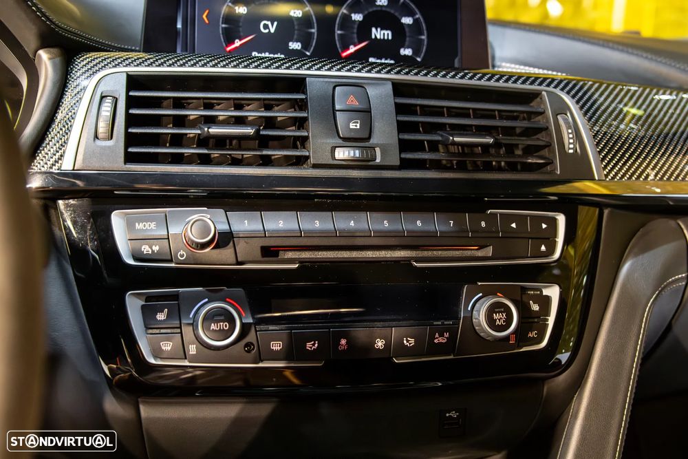 BMW M4 Coupe DKG - 35