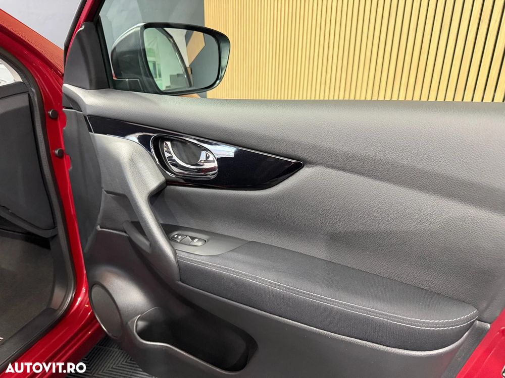 Nissan Qashqai 1.5 DCI DCT ACENTA - 25