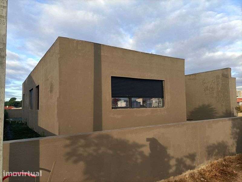 Vende-se Moradia - Grande imagem: 5/6