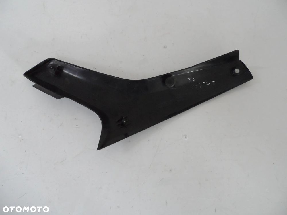 SUZUKI DL 650 2008 boczek osłona plastikowa - 4