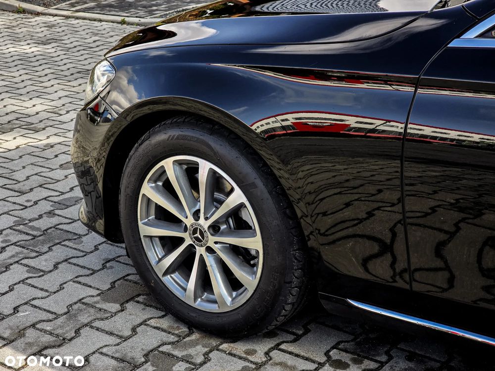 Mercedes-Benz Klasa E 220 d 9G-TRONIC - 10