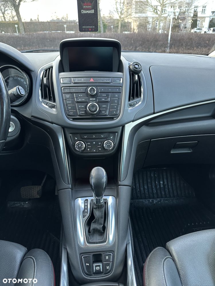 Opel Zafira - 13