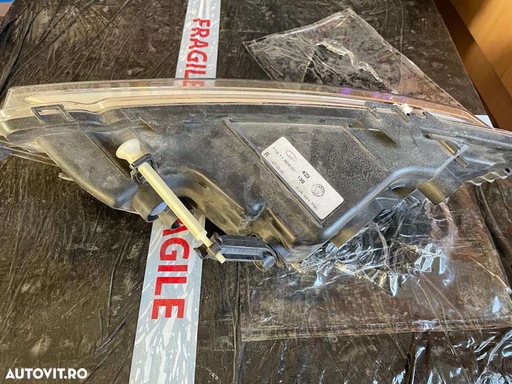 Proiector dreapta Skoda Rapid 2012-2017 - 5