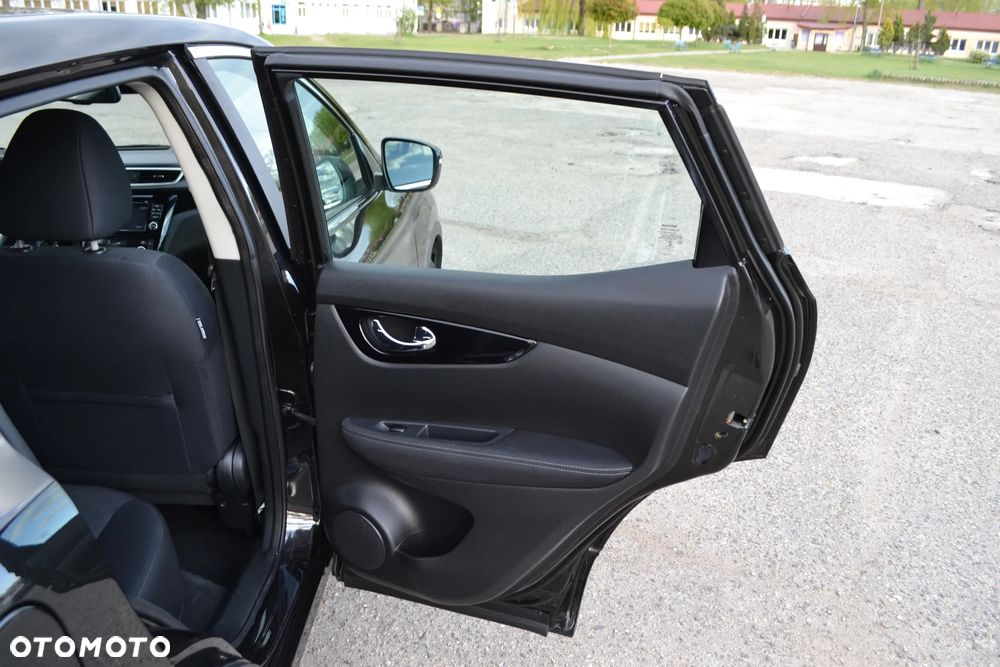 Nissan Qashqai 1.6 DCi Tekna - 25
