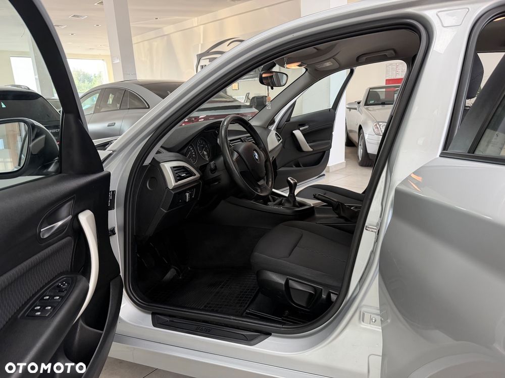 BMW Seria 1 - 17