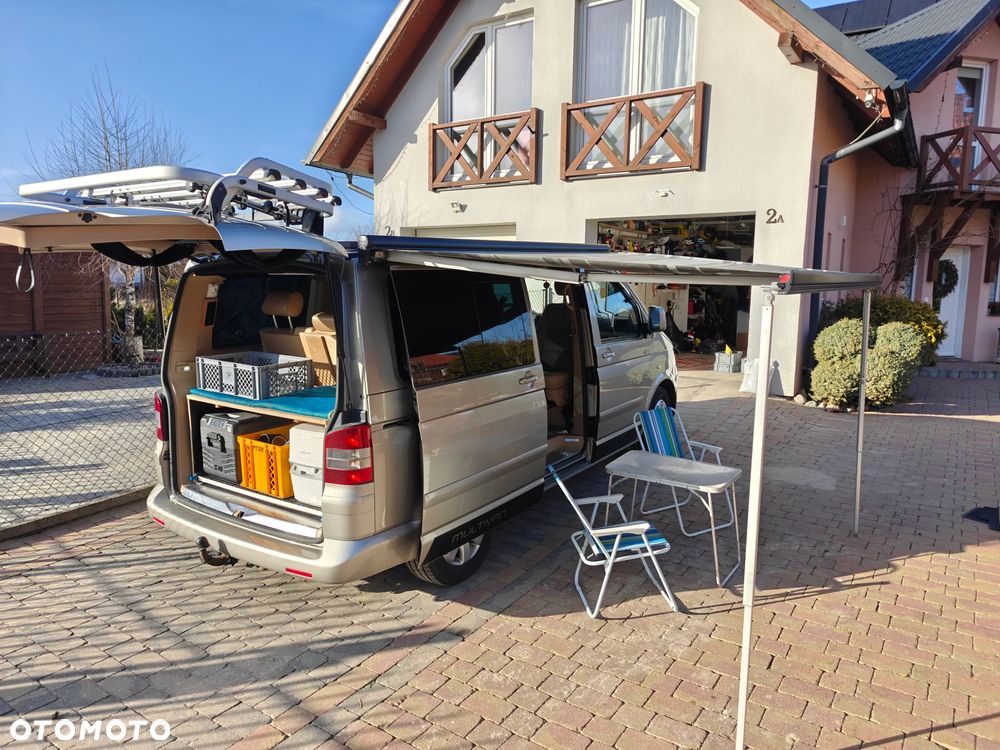Volkswagen Multivan - 20