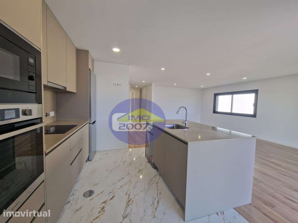 Apartamento T2 em Espargo com 2 Garagens Fechadas - Grande imagem: 3/25