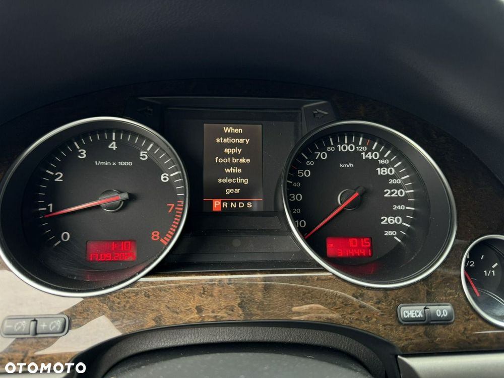 Audi A8 3.7 Quattro - 20