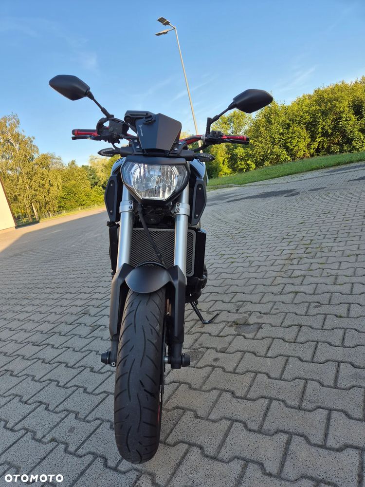 Yamaha MT - 2