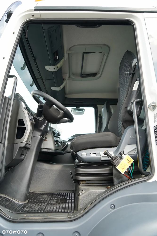MAN TGS 35.400 / 8X4 / WYWROTKA 2 STR / HYDROBURTA / BORDMATIC / AUTOMAT / EURO 5 EEV - 29