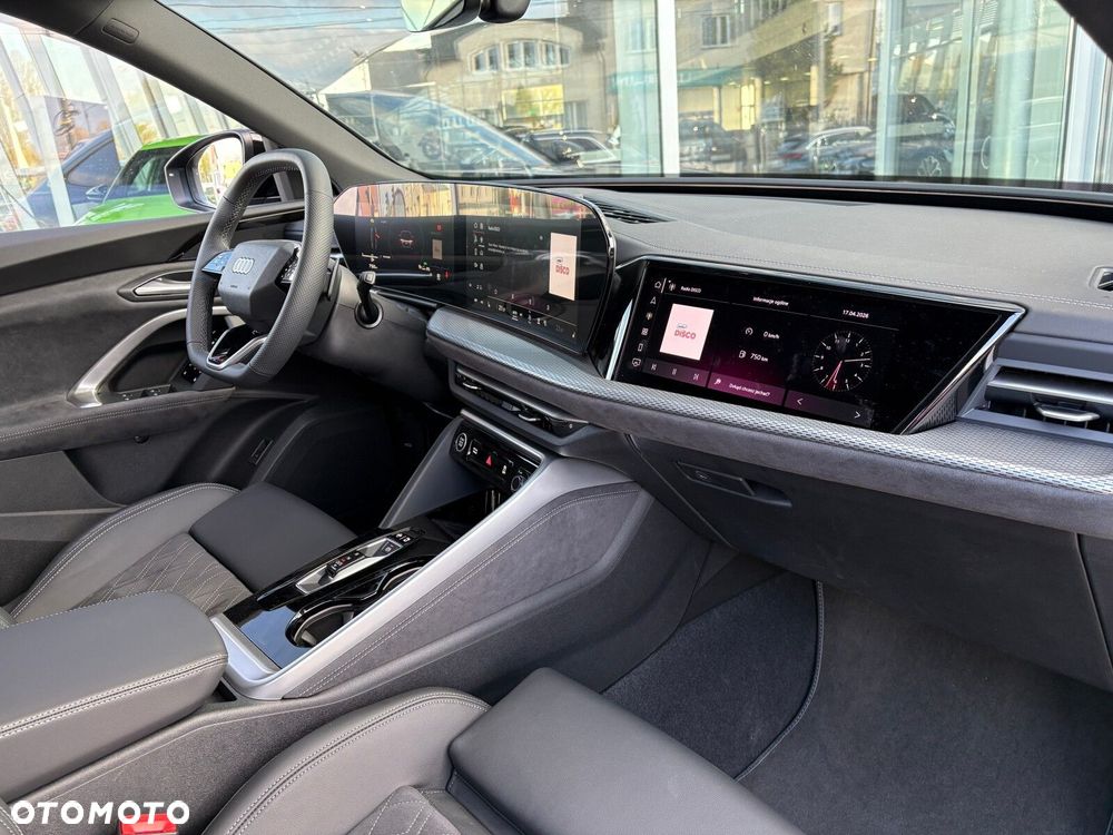 Audi Q5 Sportback - 24