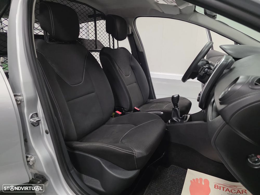 Renault CLIO SOCIETE 1.5 DCI ZEN  IVA DEDUTIVEL - 27