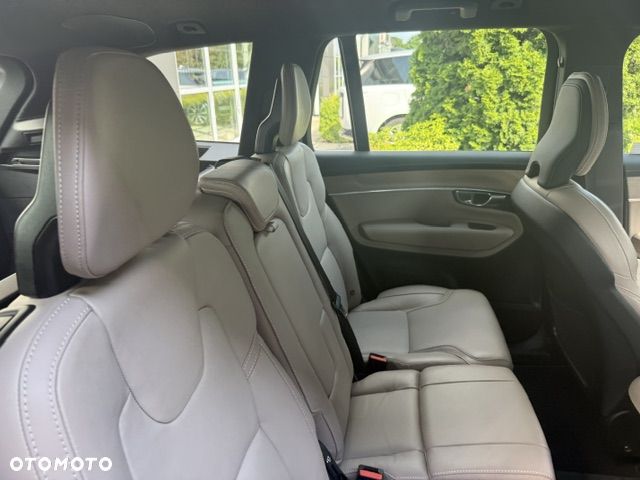 Volvo XC 90 B5 B AWD Plus Bright - 17