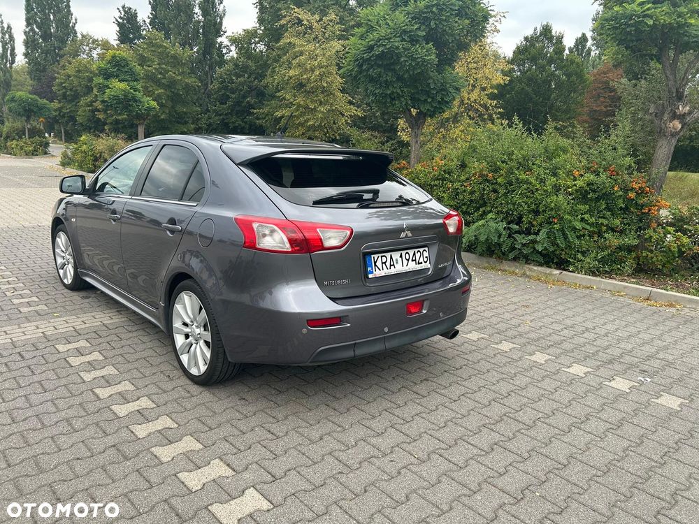 Mitsubishi Lancer - 5