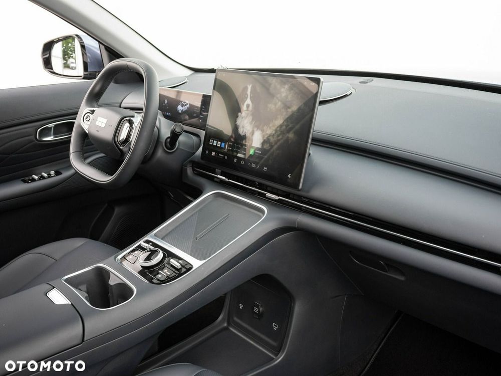 Geely Starray EM-i 1.5 PHEV Pro - 30