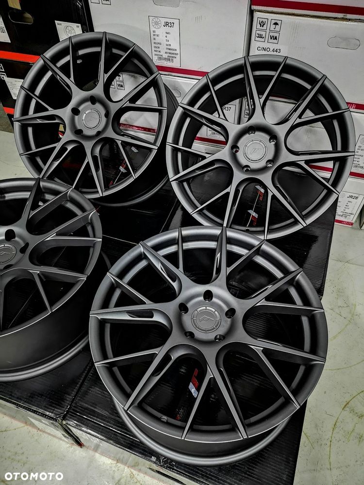 Lekkie Japan Racing JR42 19x8,5 ET45 5x112 Leon FR Cupra Audi A3 Golf - 3