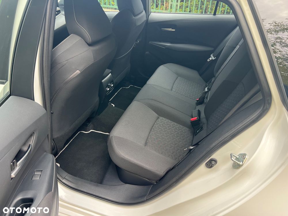 Toyota Corolla 1.8 Hybrid Comfort - 20