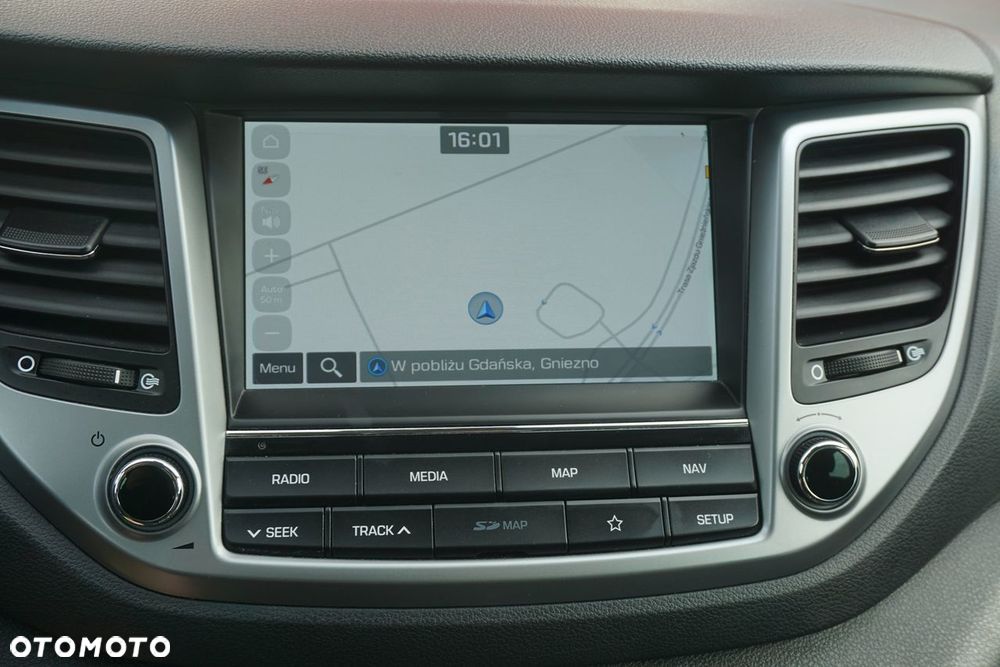 Hyundai Tucson 1.7 CRDI BlueDrive Comfort 2WD - 9