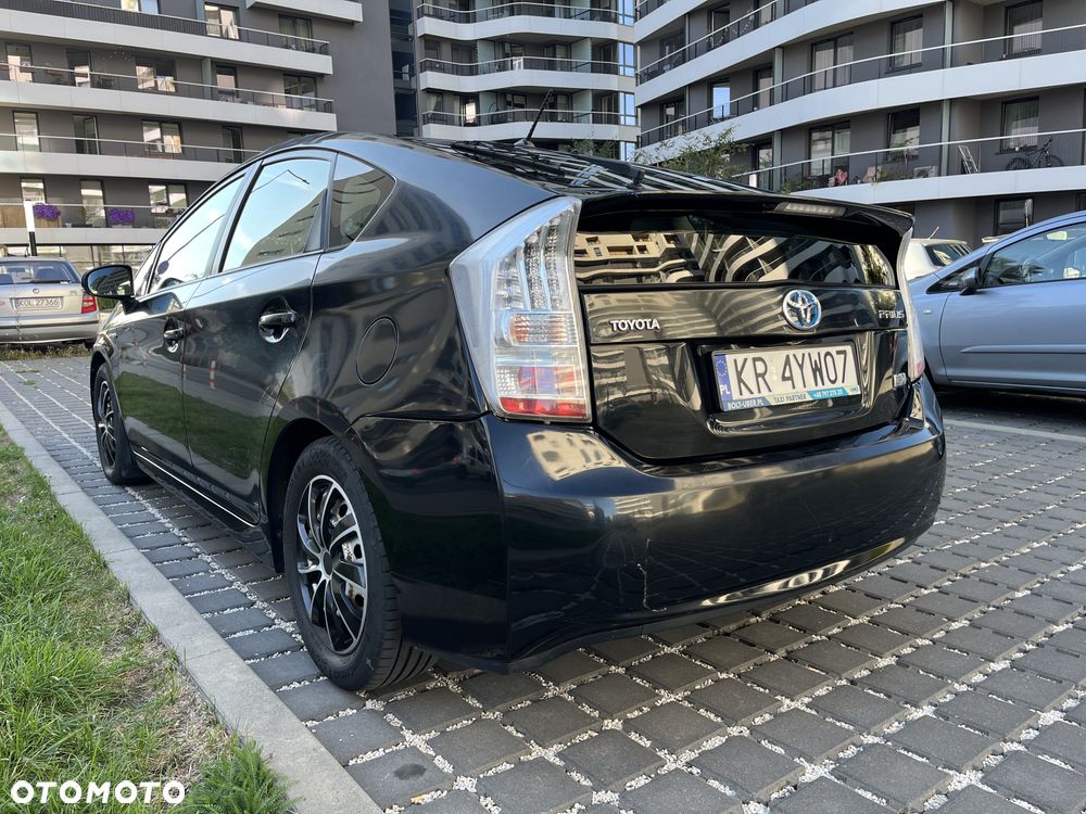 Toyota Prius - 5