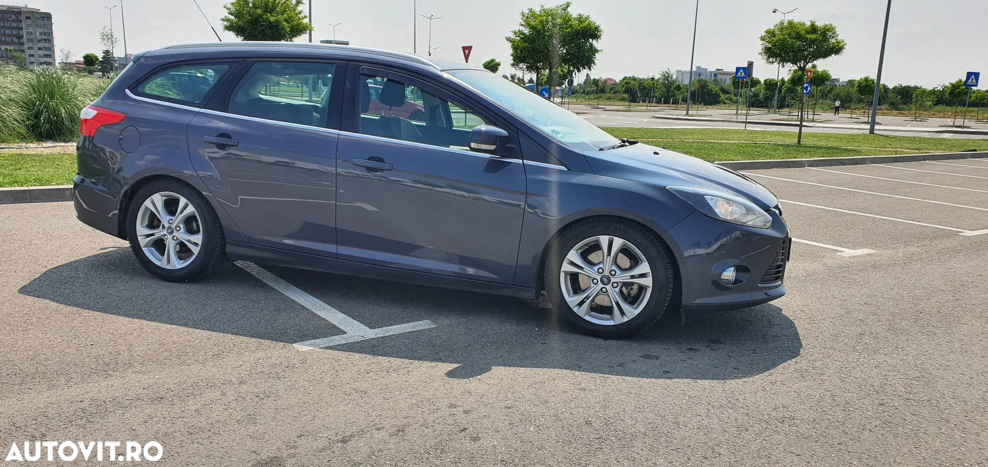 Ford Focus 2.0 TDCI DPF Titanium - 4