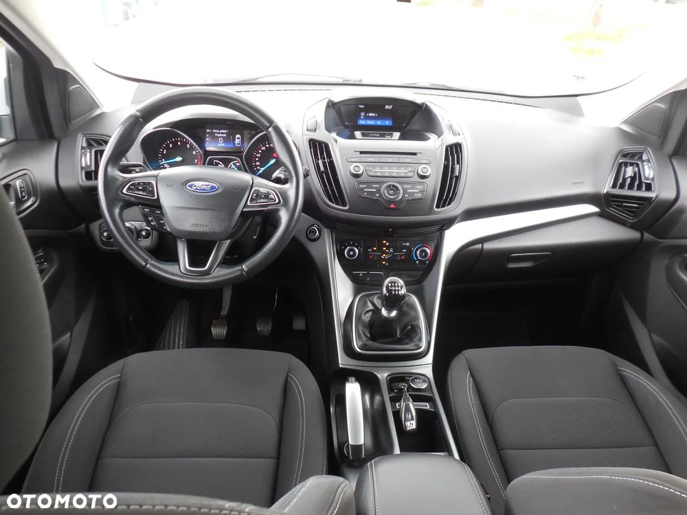Ford Kuga - 14