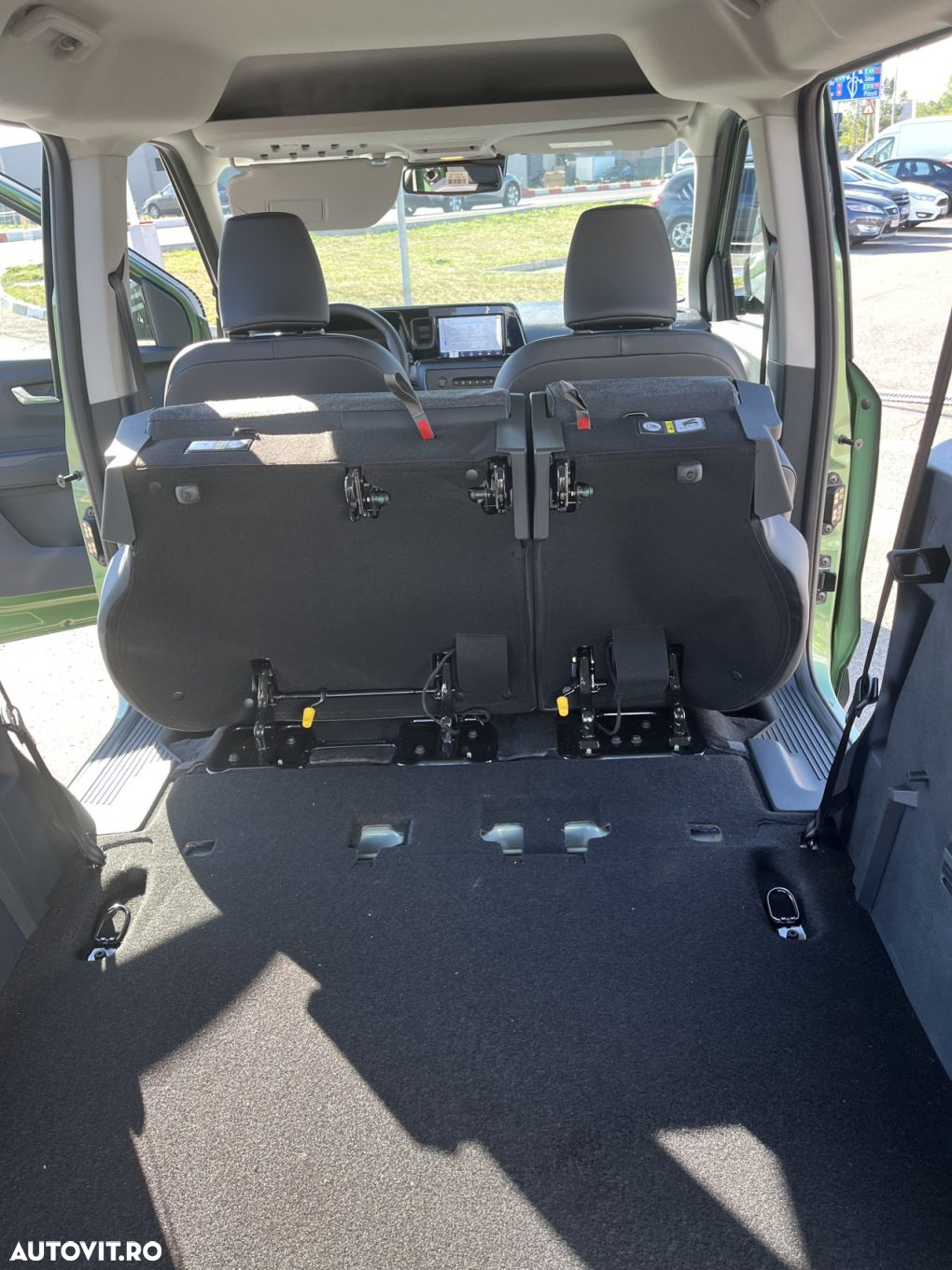 Ford Tourneo Courier - 14