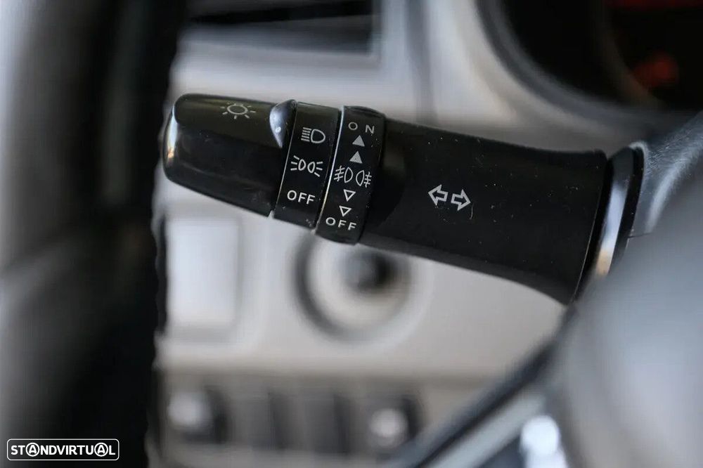 Mitsubishi L200 - 32