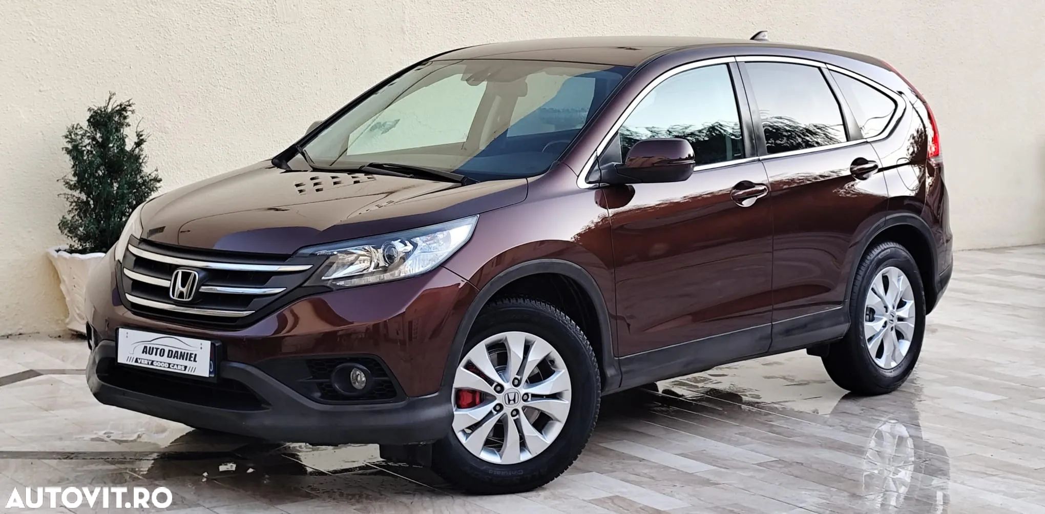 Honda CR-V - 1